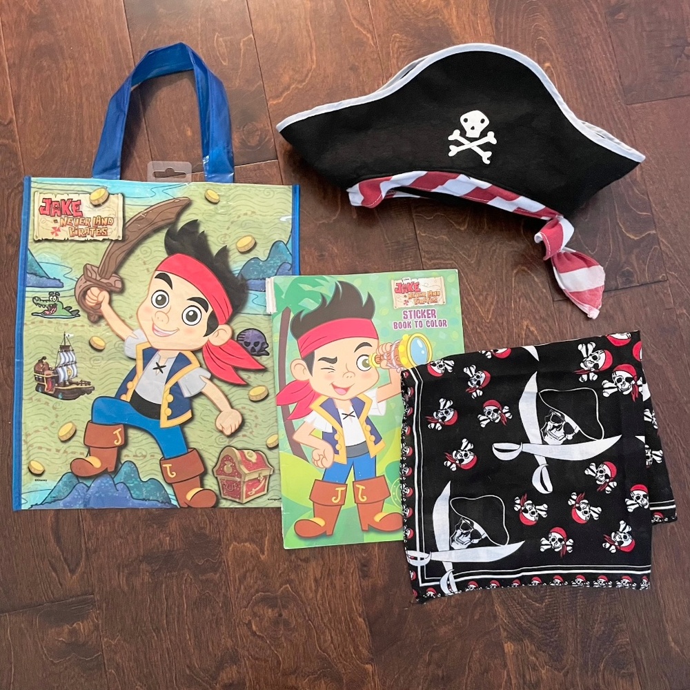Pirate bundle hat bag skull crossbones swords handkerchief black red white